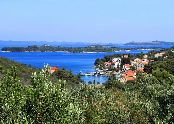 With Parking Space Zman, Dugi Otok - 24325 * Žman